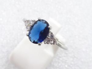 色石　指輪(12.5号)